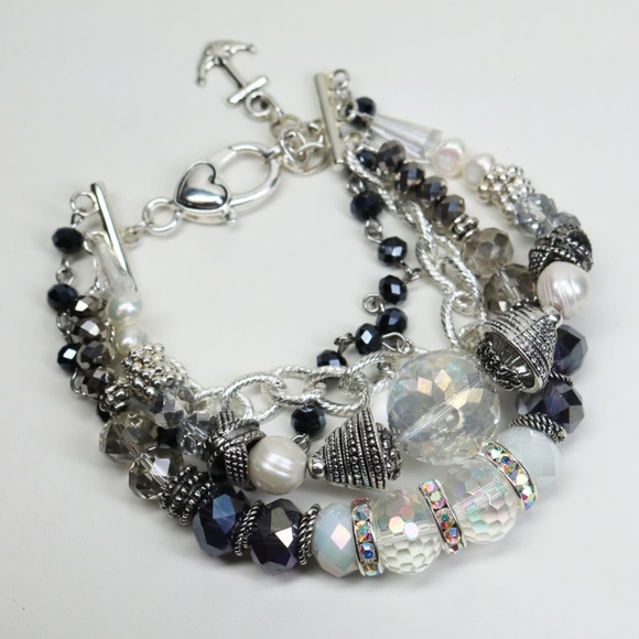 Hidden Treasure Bracelet - Picture 7 of 8